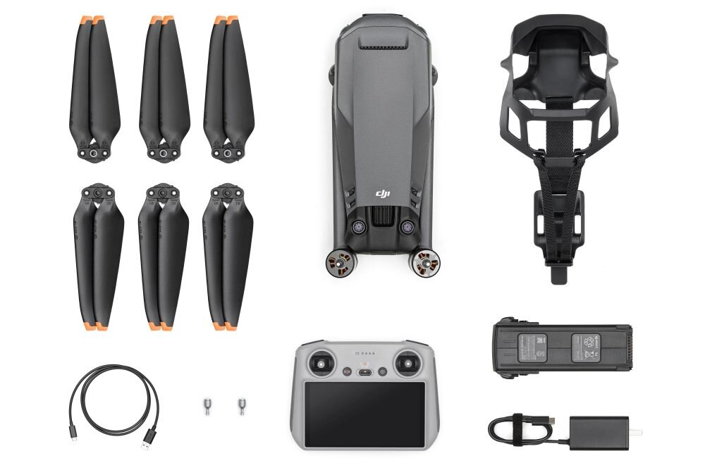 Dron DJI Mavic 3 Classic bateria lot sterowanie akrobacje czas lotu zasięg funkcje lądowanie kamera rozdzielczość filmy zdjęcia nagrywanie jakość ładowanie aplikacja przesył pilot śmigła stabilizacja fotografia waga wymiary konstrukcja obudowa korpus ramiona silnik