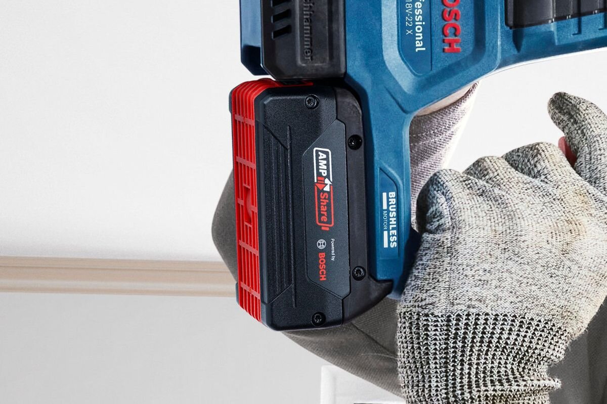 BOSCH GBH 18V-22 X akumulator systemem BOSCH GBA 18 V i ProCore 18 V młotami o niższym napięciu - Zbliżenie na akumulator