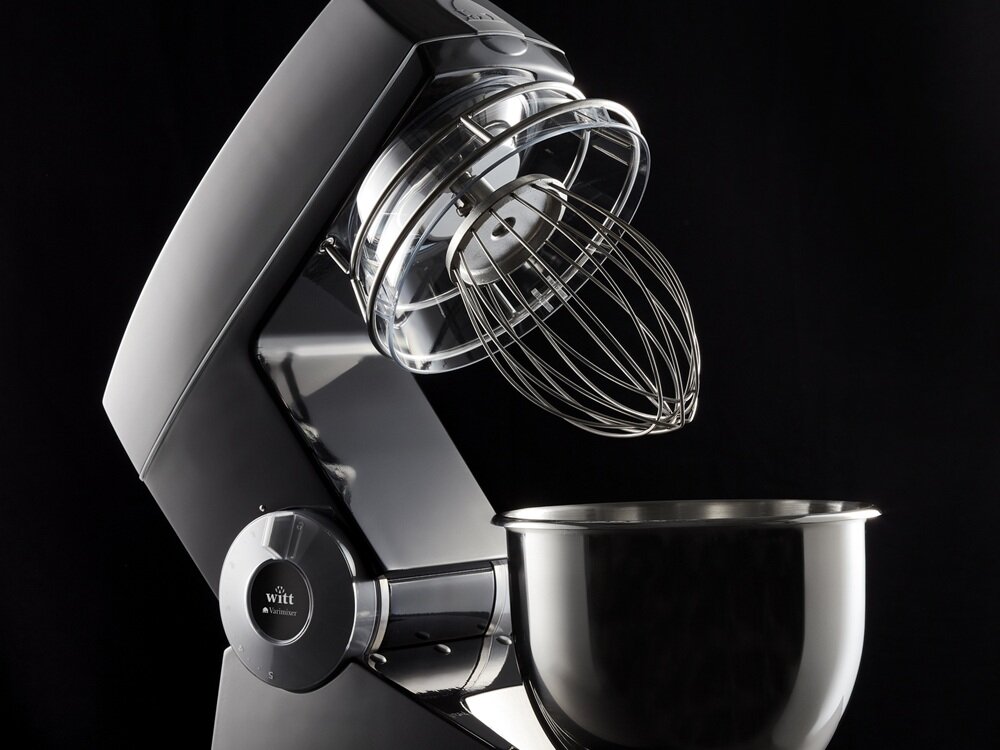 Robot planetarny Witt Varimixer TEDDY Glossy Black wszechstronność, codzienna praca, ergonomiczny