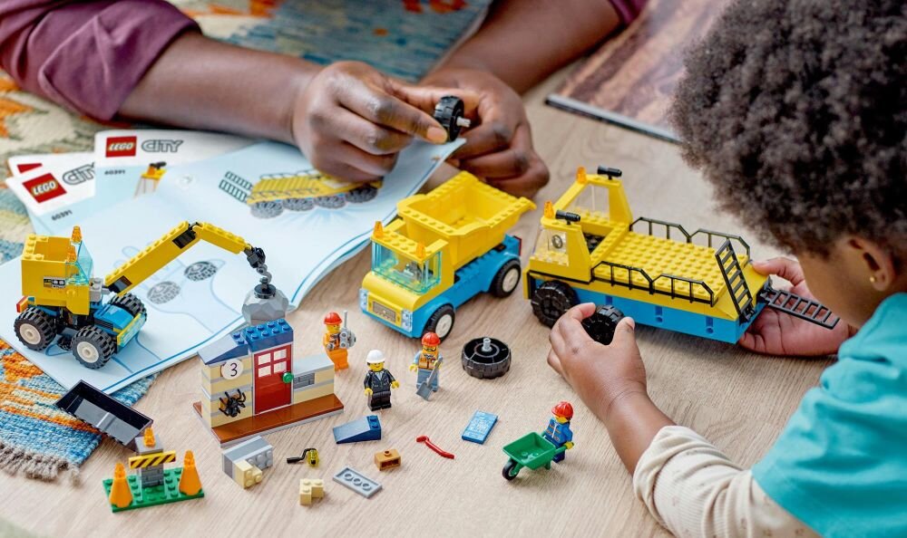 LEGO City Ciężarówki i dźwig z kulą wyburzeniową 60391 klocki elementy zabawa łączenie figurki akcesoria figurka zestaw