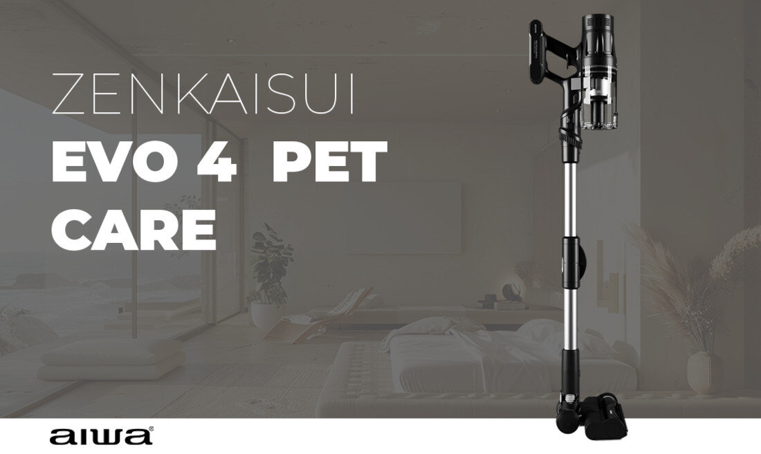 Obraz przedstawia odkurzacz pionowy na tle nowoczesnego wnętrza. Widoczny tekst: \'ZENKAISUI EVO 4 PET CARE\' oraz logo \'aiwa\'.