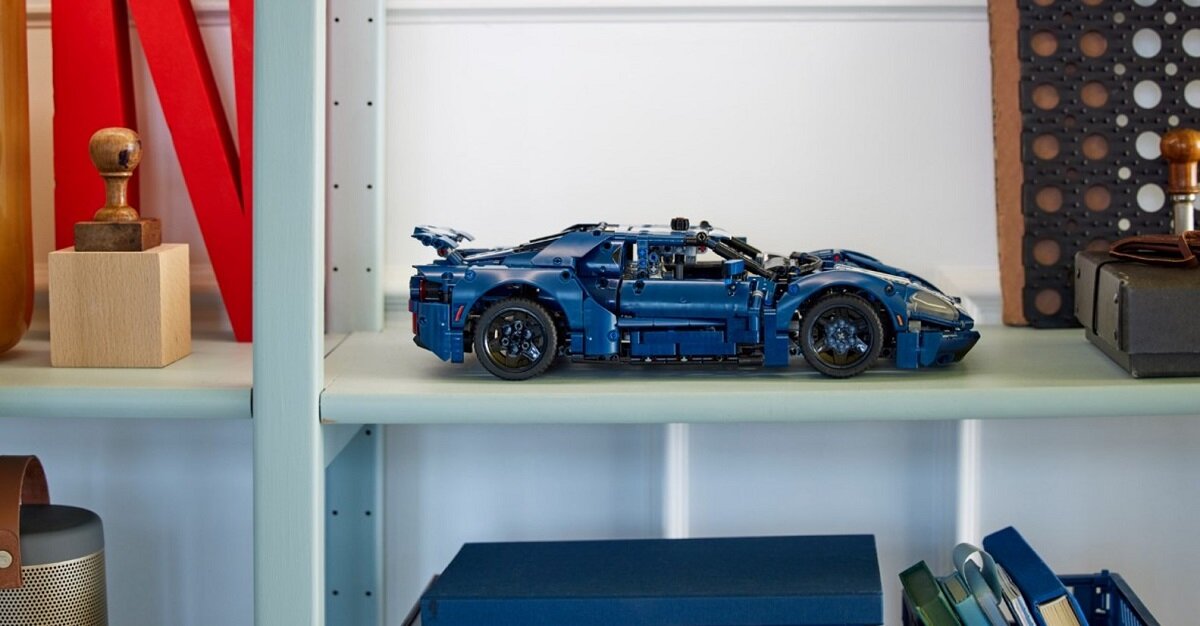 LEGO Technic Ford GT, wersja z 2022 roku 42154 dziecko kreatywność zabawa nauka rozwój klocki figurki minifigurki jakość tradycja konstrukcja nauka wyobraźnia role jakość bezpieczeństwo wyobraźnia budowanie pasja hobby funkcje instrukcja aplikacja LEGO Builder