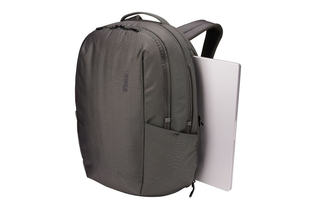 Plecak Thule Subterra 2 27L mieści laptop w bocznej przegrodzie podczas transportu sprzętu do pracy mobilnej - BOCZNY DOSTĘP DO LAPTOPA 