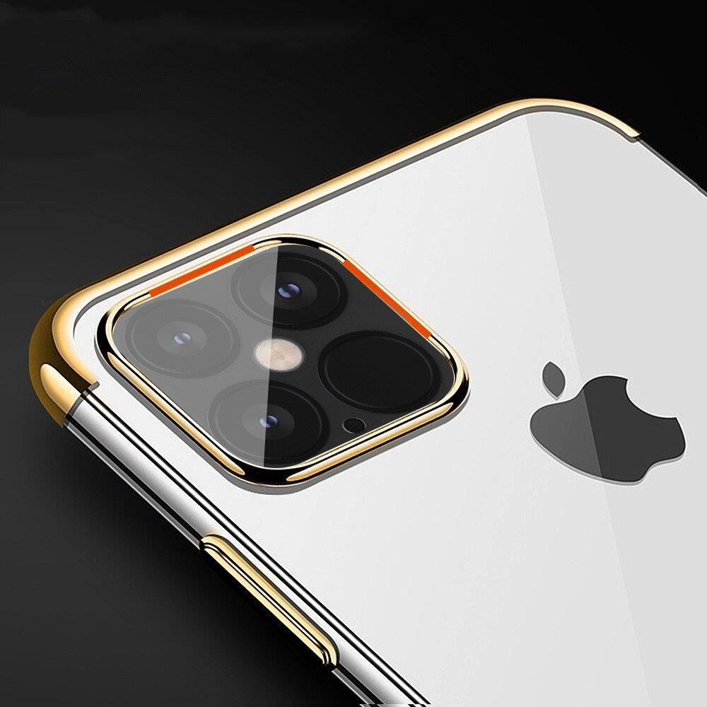 Obraz przedstawia tylną część telefonu z przezroczystym etui i metaliczną ramką w kolorze złotym. Widoczne są trzy obiektywy aparatu oraz logo w kształcie nadgryzionego jabłka.