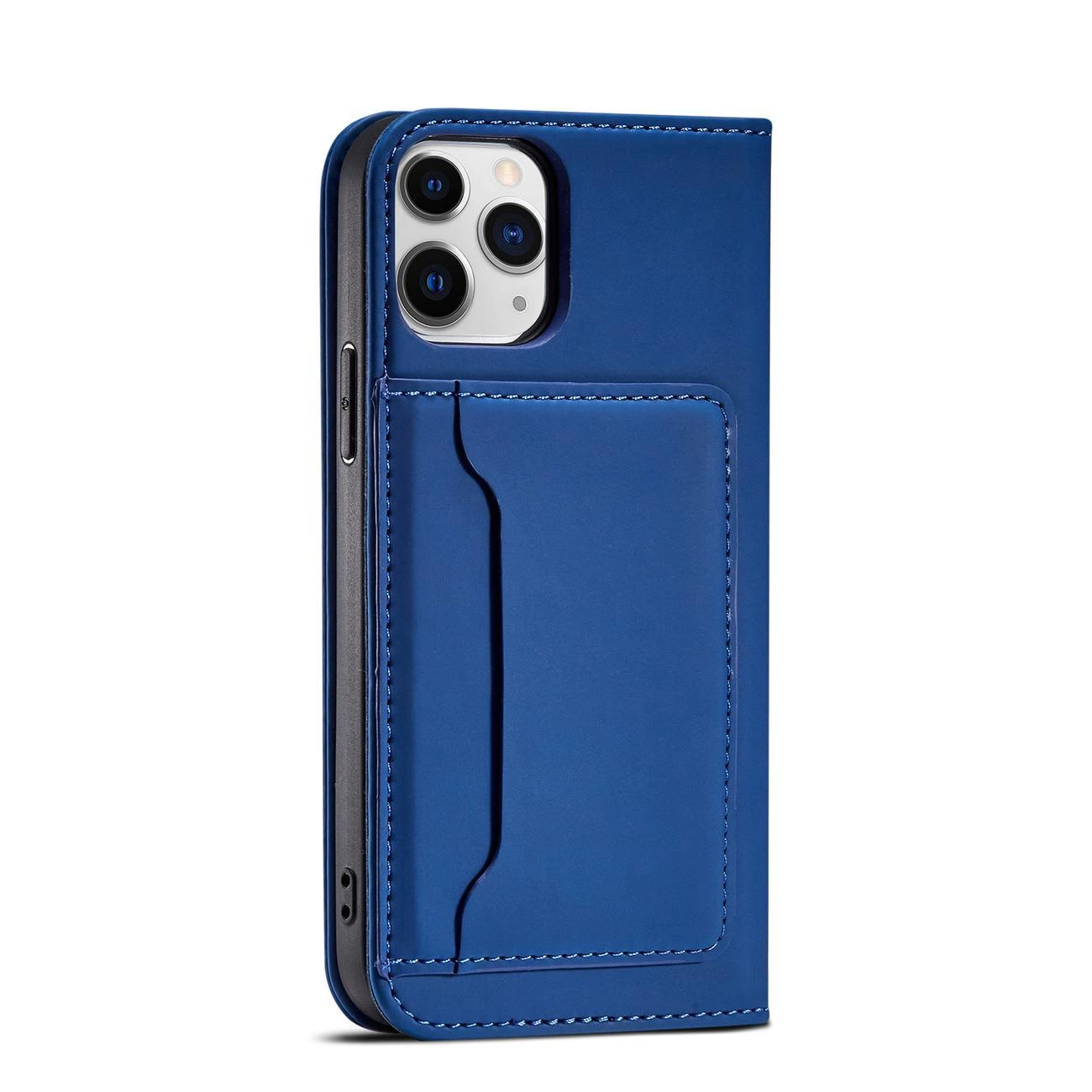 Niebieskie etui na telefon z kieszenią na karty, widoczne są trzy obiektywy aparatu telefonu. Etui ma wycięcia na przyciski i porty.