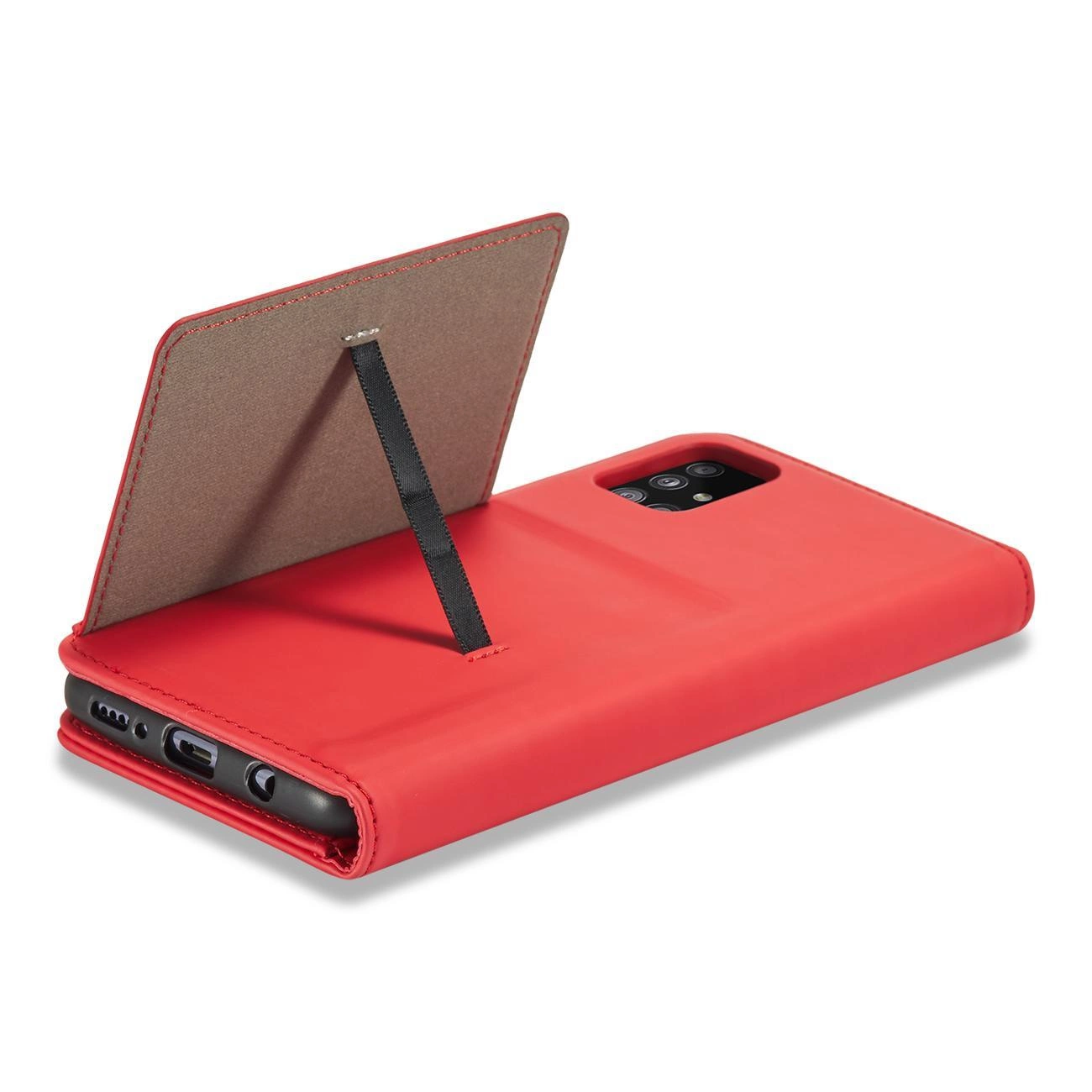 Czerwone etui na telefon z funkcją podstawki, widoczne z tyłu z otworem na aparat. Etui posiada miejsce na karty i jest ustawione w pozycji stojącej dzięki podpórce.