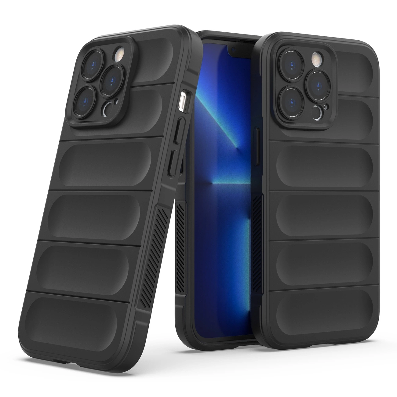 Obraz przedstawia czarne etui ochronne na telefon z wyraźnymi, wypukłymi panelami na tylnej części. Etui jest zaprojektowane dla modelu telefonu z trzema obiektywami aparatu i wycięciami na przyciski boczne.