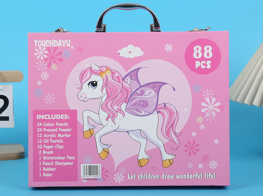 Zestaw kreatywny EXTRALINK Jednorożec do malowania EX.26989 (88 elementów) Wszechstronne wsparcie rozwoju Rysowanie i malowanie zabawa  rozwijanie wyobraźni, koncentracji i sprawności manualnej 88 elementów zestawu