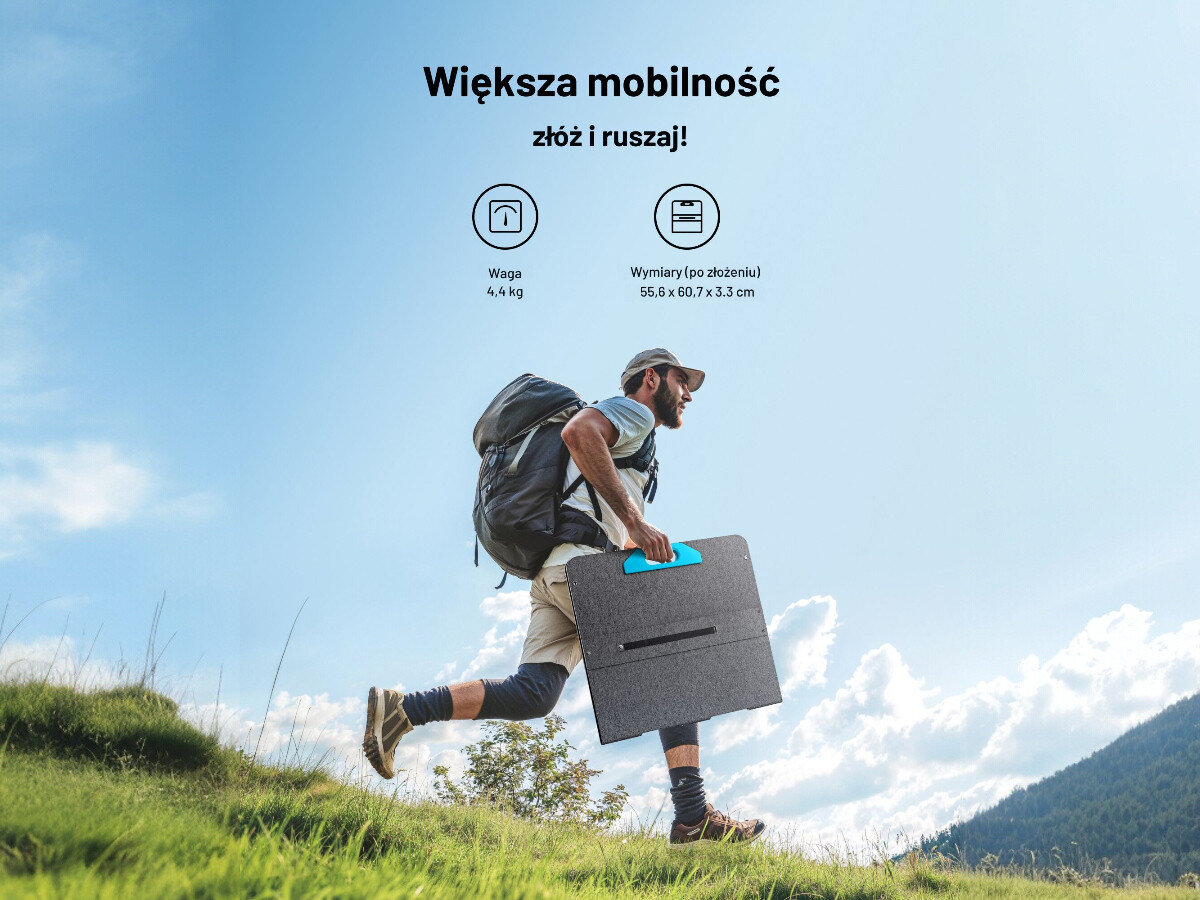 Panel fotowoltaiczny ANKER Solix PS100 100W, mobilność, waga, uchwyt, transport, Panel ANKER Solix PS100 niesiony w ręce przez turystę w górach, pokaz mobilności po złożeniu.