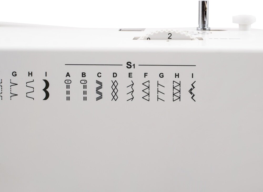 Maszyna do szycia ŁUCZNIK Master Craft 100.40 programy ściegowe, półautomatyczna, elastyczność 