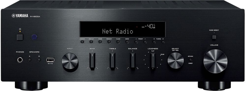 Zestaw stereo YAMAHA MusicCast R-N600A + INDIANA Line Tesi 3, moc muzyczna 350 W, moc dynamiczna 105–175 W, impedancja 2–8 Ω, amplituner od frontu na białym tle