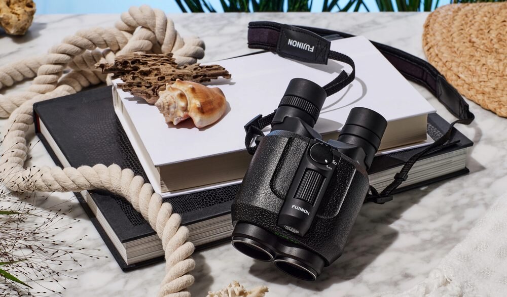 Lornetka FUJIFILM Fujinon Techno-Stabi 12x28 WP wodoodporność IPX7 obserwacja w terenie