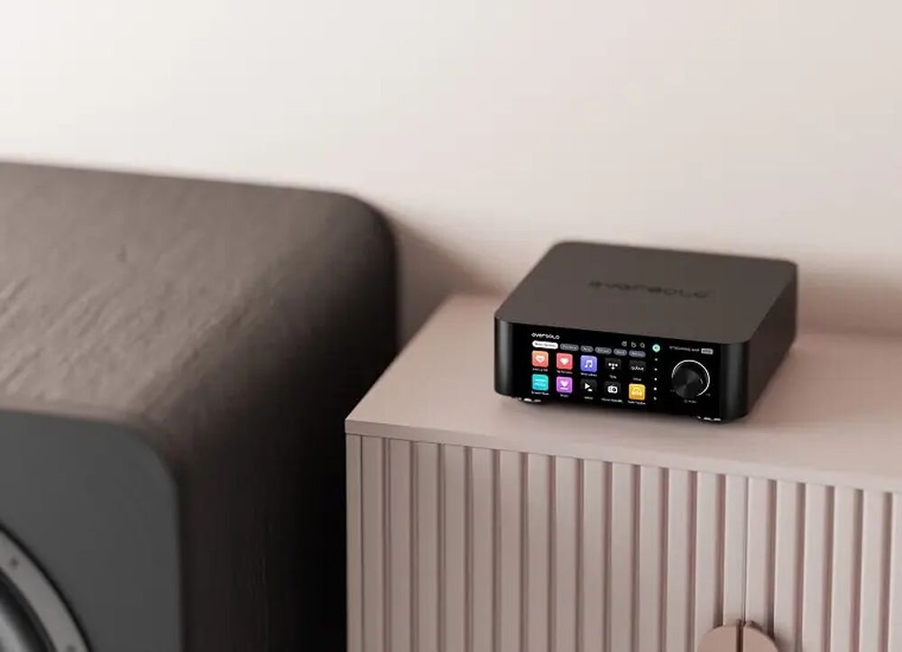 EVERSOLO Play aplikacja EVERSOLO Control iOS Android sterowanie wzmacniaczem HiFi mobilne audio, urządzenie na szafce w pomieszczeniu
