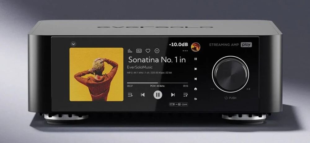 Eversolo Play CD Edition napęd CD Hitachi LG CD-ROM ripping HiFi wzmacniacz all in one, urządzenie stojące na jasnej powierzchni od frontu