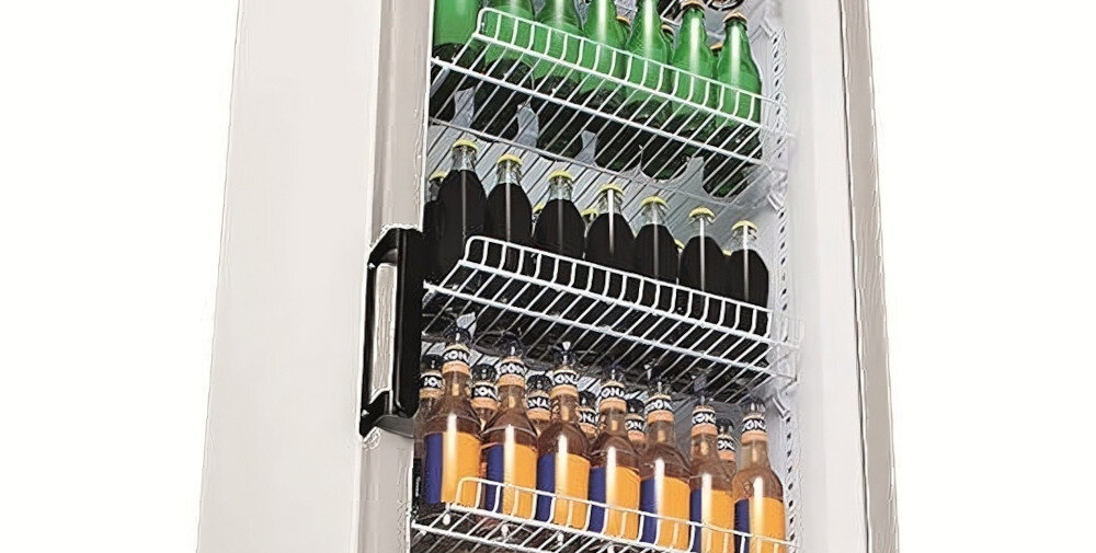 WITRYNA CHŁODNICZA BEKO PROFESSIONAL ADN 221 2 BP półki druciane widok wnętrza lodówka przemysłowa pojemność 350 l gastronomia handel półki druciane organizacja produktów oświetlenie LED kontrola zawartości stal nierdzewna higiena odporność zmiana kierunku drzwi elastyczność ustawienia równomierne chłodzenie sterowanie mechaniczne świeżość energooszczędna praca koszty eksploatacji