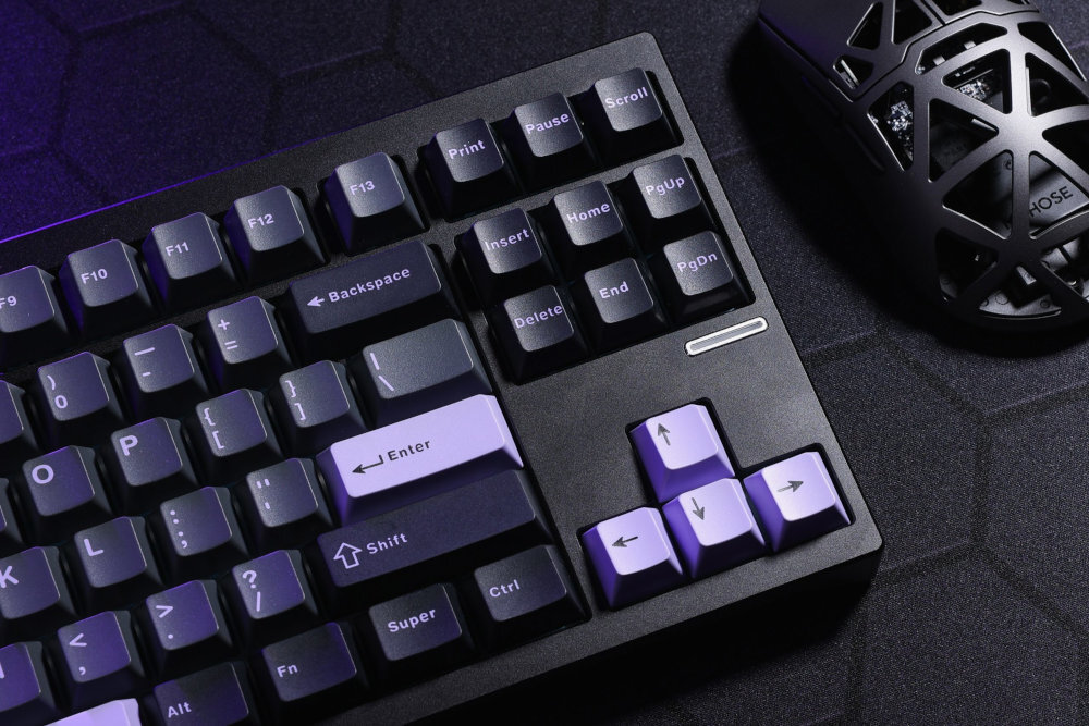 MCHOSE GX87 mysz i klawiatura na ciemnym