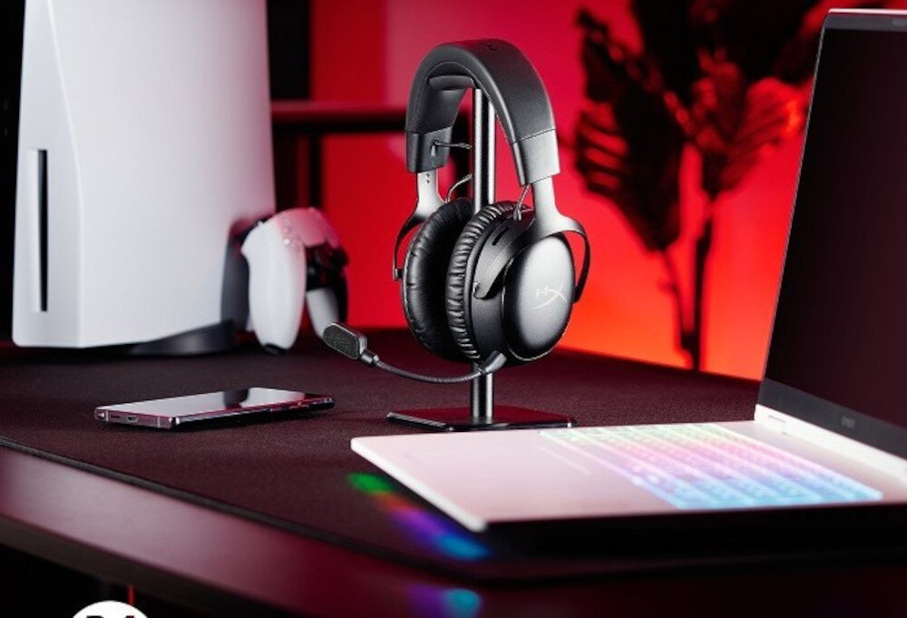 Słuchawki HYPERX Cloud III S łączność bezprzewodowa 2.4 GHz Bluetooth Instant Pair, słuchawki zawieszone na stojaku
