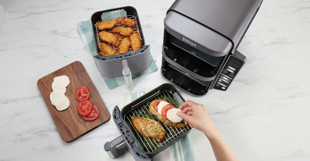 Frytkownica beztłuszczowa NINJA SL451EU Air Fryer porcje talerz gorące powietrze