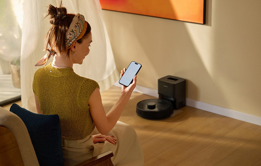 Robot sprzątający ROBOROCK Q7 TF+ Czarny Potężna moc ssania drobne cząsteczki brudu z twardych podłóg, jak i dywanów sierść okruchy kurz