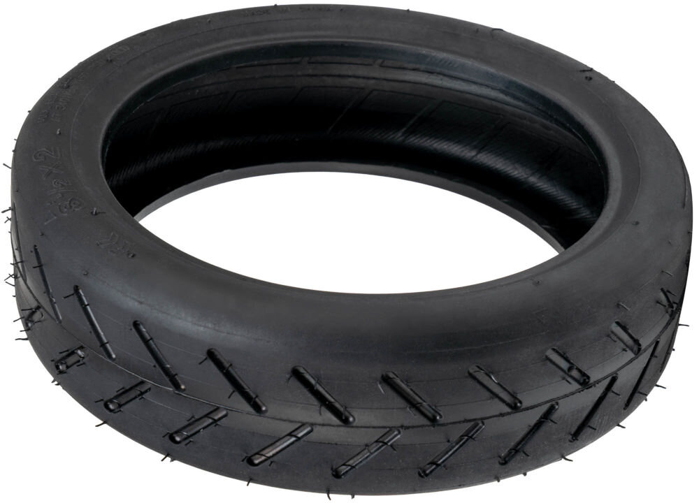 Opona S-LINE EST8503 8.5 cala Czarna opona do hulajnogi elektrycznej S-LINE z wyraźnym bieżnikiem, pokazana pod kątem na białym tle.