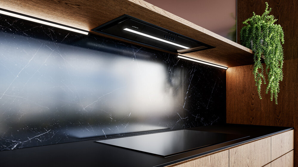 OKAP LANILIA SELETIO 80.1 WHITE Stylowa kuchnia z zabudowanym, czarnym okapem sufitowym LANILIA nad czarną płytą grzejną, tworząca minimalistyczną, elegancką linię zabudowy z kontrastowym, ciemnym blatem i panelem ściennym