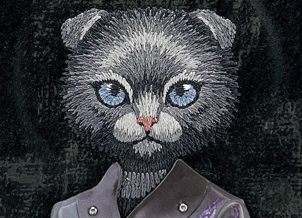 Etui NIMMY Magnetic Fashion Cute Pet MagSafe do Apple iPhone 16 etui na bialym tle kot, haftowany wzor, dodatek, prestiz