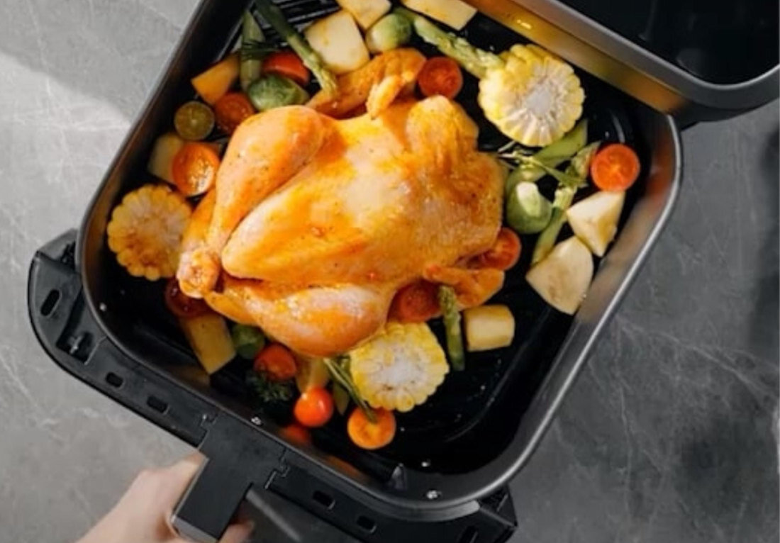 Air Fryer Frytkownica beztłuszczowa MIDEA Space Master MAD85000ADK z okienkiem do obserwacji postępów gotowania Zdrowie na talerzu każdego dnia chrupiące, soczyste dania wspierają zdrowy styl życia Opcja suszenia owoców i warzyw wartościowe przekąski pojemność komfort gotowania