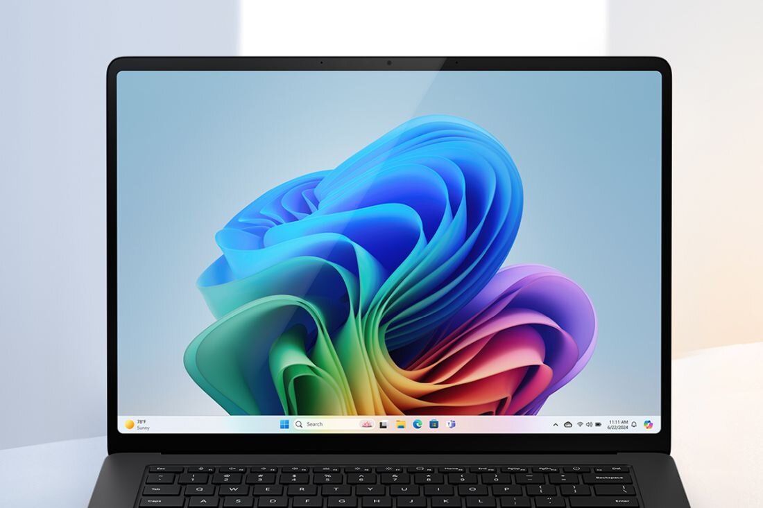 Laptop MICROSOFT Surface Laptop Copilot+ PC, wyposażony w ekran PixelSense Flow, dobry do pracy. - PixelSense Flow Dolby Vision IQ 2304 x 1536 px