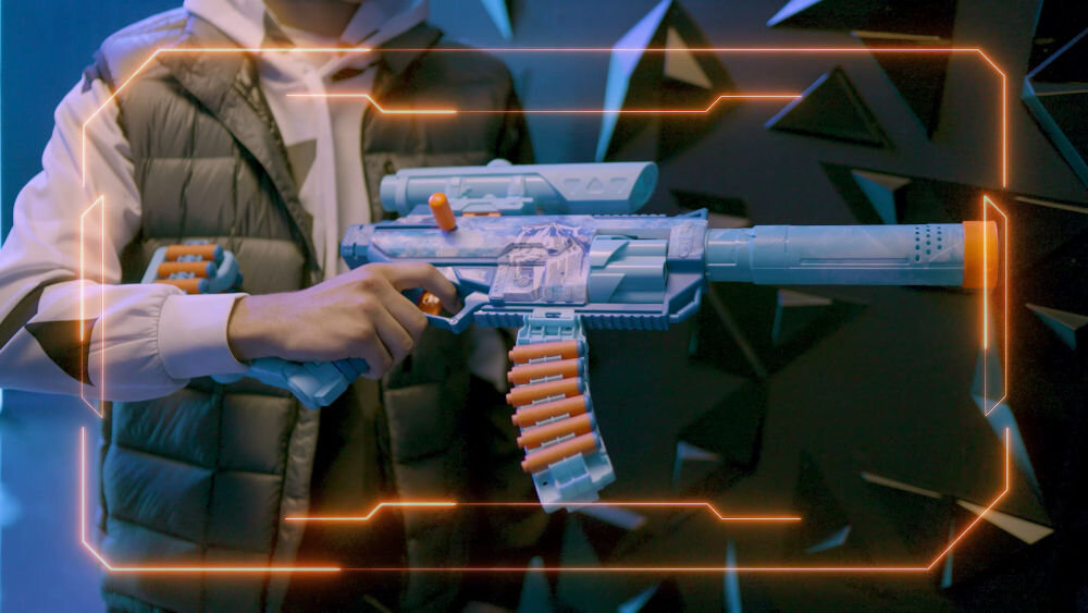 Wyrzutnia NERF Loadout Frost Fusion G3157EU4 wymienne akcesoria kreatywna zabawa - rozkładanie dwójnogu wyrzutni