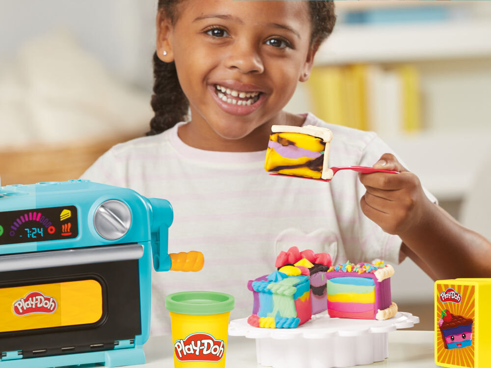 Ciastolina PLAY-DOH Tęczowy piekarnik G04975L0 Play-Doh Super Slice Cake Playset piekarnik do Play-Doh kawałki ciasta zabawa dzieci