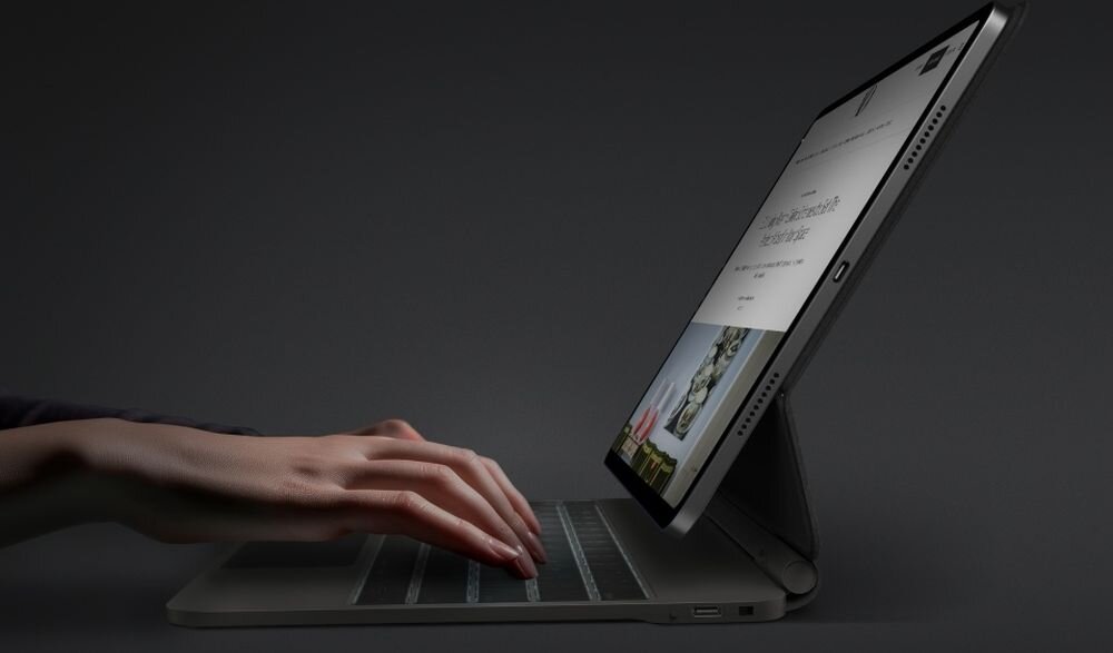 Etui UNIQ z klawiaturą iTrackpadem dla iPad Pro 13 M4