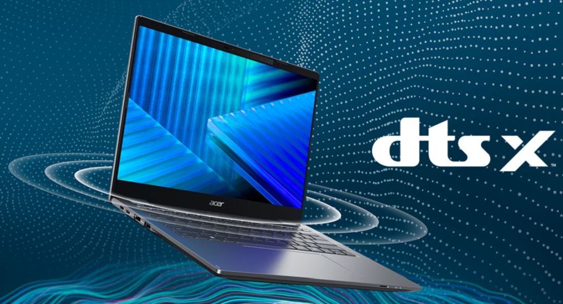 Laptop Predator Helios Neo 16 z podświetlaną klawiaturą RGB, widocznym systemem chłodzenia z dwoma dużymi wentylatorami 3D AeroBlade i rurkami cieplnymi nad klawiaturą, ekran prezentujący lodową scenerię z potworem, tło z lodowcami