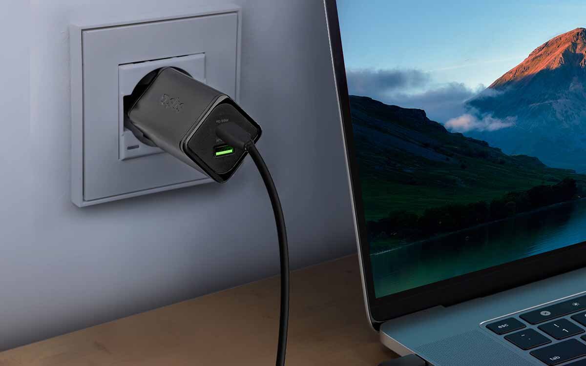 Ładowarka sieciowa SBS Nano GaN 65W w gniazdku Czas ładowania