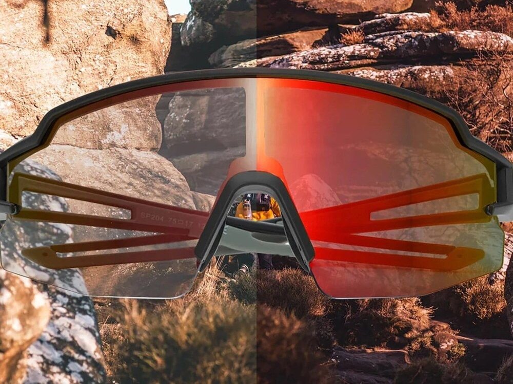 Okulary rowerowe ROCKBROS 8386824303742 Czarno-pomarańczowy, Wkładka, korekcja, wygoda, funkcjonalność, Lekkie okulary o wadze 27 gramów trzymane na palcu