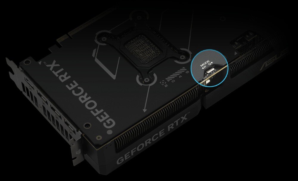Karta graficzna ASUS GeForce RTX 5070 Dual OC Edition 12GB Zbliżenie na fizyczny przełącznik trybów BIOS umieszczony na krawędzi płytki drukowanej