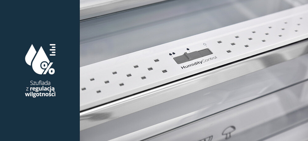LODÓWKA VESTFROST VR-BF27953H0S Na zdjęciu zaprezentowano front szuflady w lodówce z panelem „HumidityControl”, wyposażonym w suwak i otwory wentylacyjne do regulacji poziomu wilgotności przechowywanych produktów. Po lewej stronie, na granatowym tle, znajduje się ikona kropli i procentu oraz napis „Szuflada z regulacją wilgotności”, podkreślający funkcję utrzymywania optymalnych warunków dla warzyw i owoców szuflada z regulacją wilgotności świeżość warzyw owoce warunki przechowywania jędrność