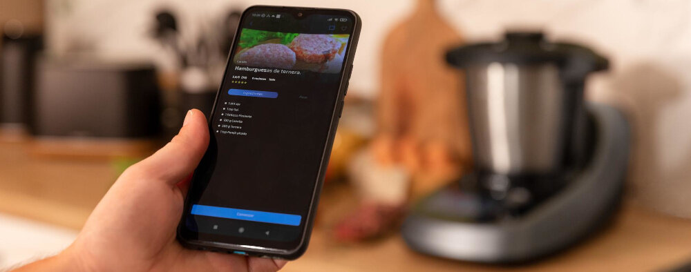 Robot wielofunkcyjny CECOTEC Mambo Touch (WiFi) 1600W z wbudowaną wagą i funkcją gotowania z wbudowaną wagą i funkcją gotowania siekanie gotowanie aplikacja smartfon
