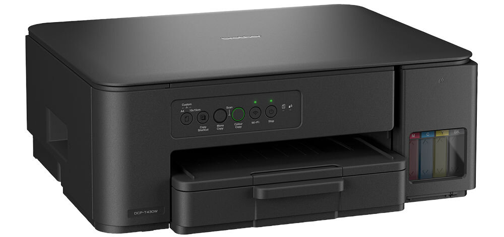 Urządzenie wielofunkcyjne BROTHER DCP-T430W Druk w kolorze, Wi-Fi prezentacja urządzenia od przodu pod kątem na białym tle funkcje 3w1 druk skan kopiuj wygoda organizacja przestrzeni