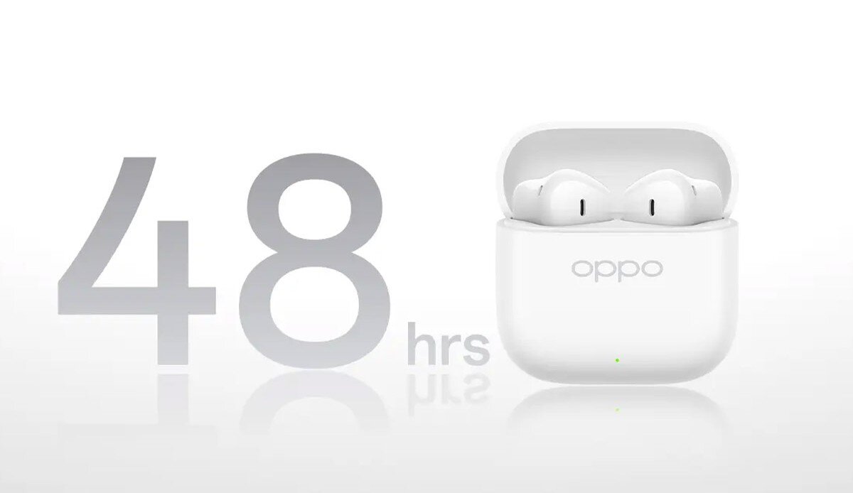 OPPO Enco Buds 3 bateria 48 godzin, długa praca, słuchanie muzyki, Białe słuchawki Enco Buds3 na tle tarczy zegara i napisu 48 godzin