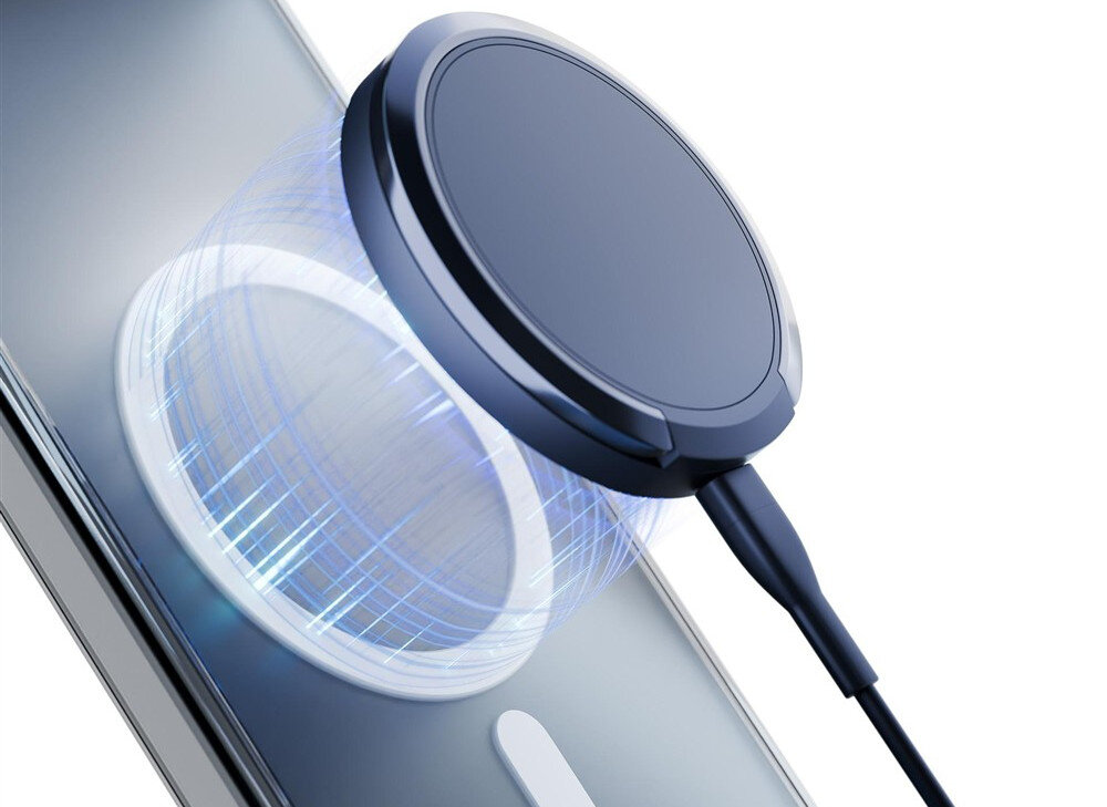 Etui 3MK Frosty MagCase do Apple iPhone 17 Pro Niebieski Zbliżenie na etui z technologią MagSafe z podłączoną ładowarką indukcyjną, ilustrujące proces bezprzewodowego ładowania kompatybilność z systemem MagSafe