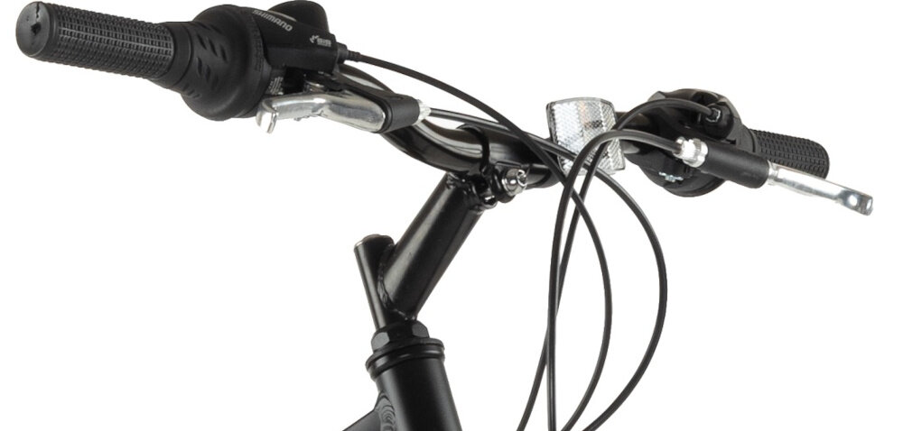 Rower młodzieżowy TRAIL 600 Alu 26 cali dla chłopca Czarno-zielony kierownica na białym tle stalowa kierownica stalowy wspornik stabilne i pewne prowadzenie antypoślizgowe uchwyty kontrola nad pojazdem dla dzieci w wieku od 9 do 12 lat