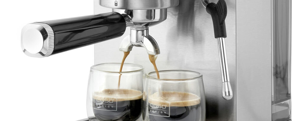 Ekspres CASO Espresso Gourmet 1820 wbudowany młynek do kawy mielenie ziaren przed parzeniem gwarancja świezości napoju regulacja grubości mielenia dostosowanie stopnia mielenia świeżo zmielona kawa pełnia aromatu i smaku wyjątkowa kawa wygoda najwyżsa jakość kazdej porcji kawy