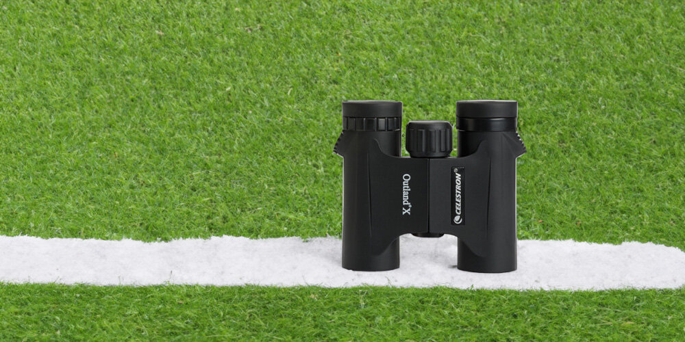 Lornetka CELESTRON Outland X 10x25 - Odporność na różne warunki