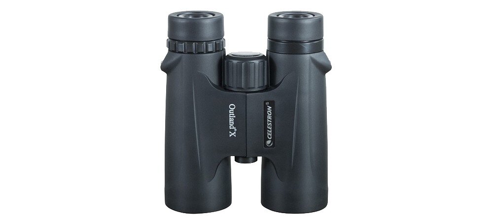 Lornetka CELESTRON Outland X 8x42 od frontu ogumowana obudowa pokrętło ostrości i regulowane muszle oczne 