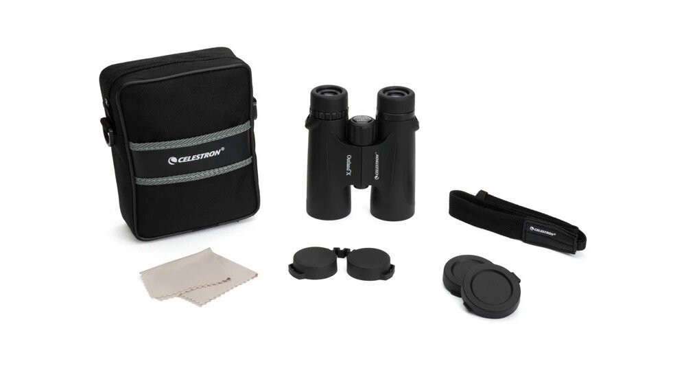 Lornetka Celestron Outland X 10x42 cały zestaw