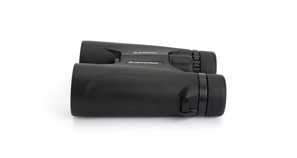 Lornetka Celestron Outland X 10x42 leży