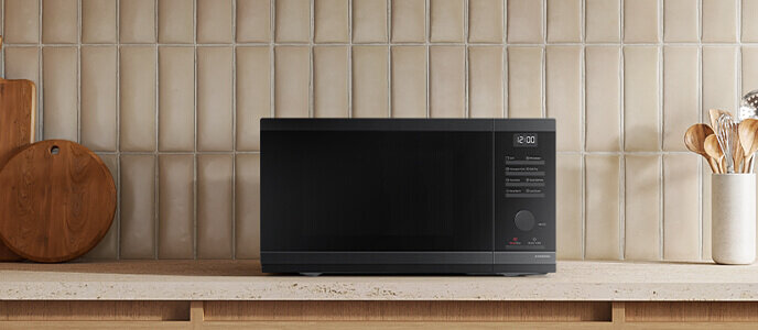 Wolnostojąca kuchenka mikrofalowa Samsung MG23DG4524CGE2 dostępna w Media Expert  Wolnostojąca kuchenka mikrofalowa Samsung MG23DG4524CGE2 dostępna w Media Expert