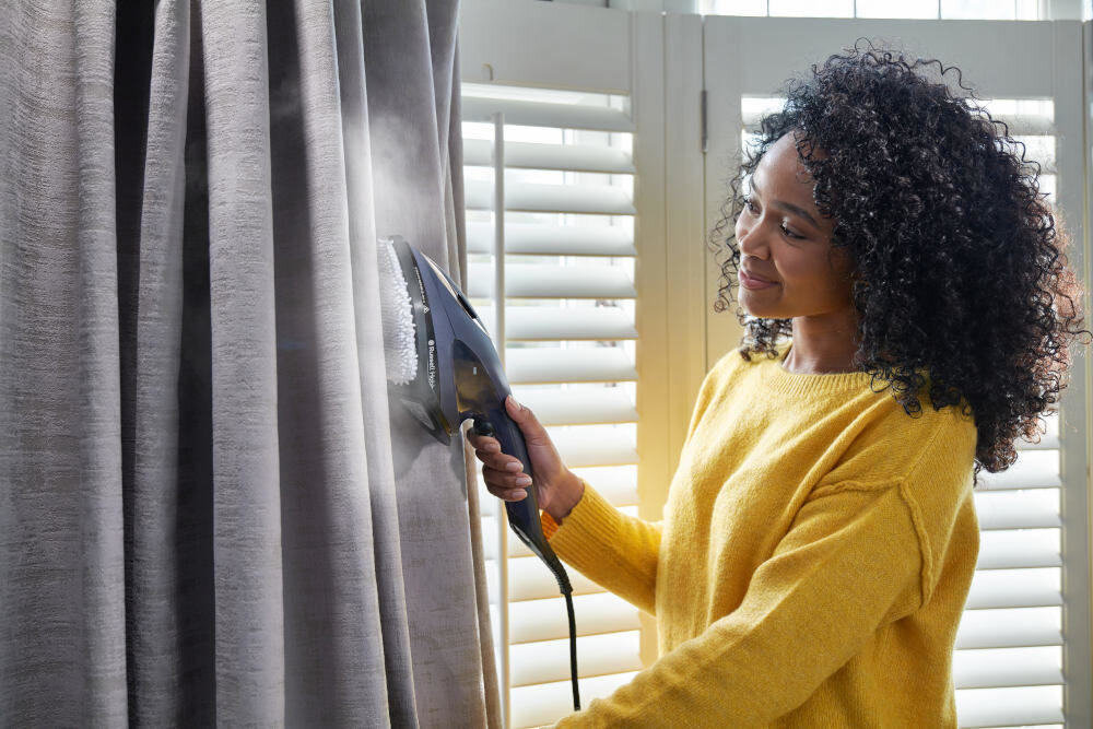 Parownica do ubran RUSSELL HOBBS 28370-56 technologia jednej temperatury