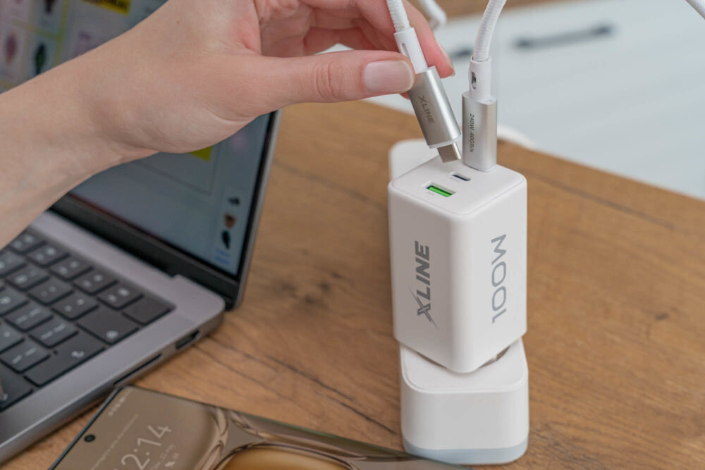 Ładowarka indukcyjna XLINE WCG1003W Biały technologia gan podłączanie drugiego urządzenia