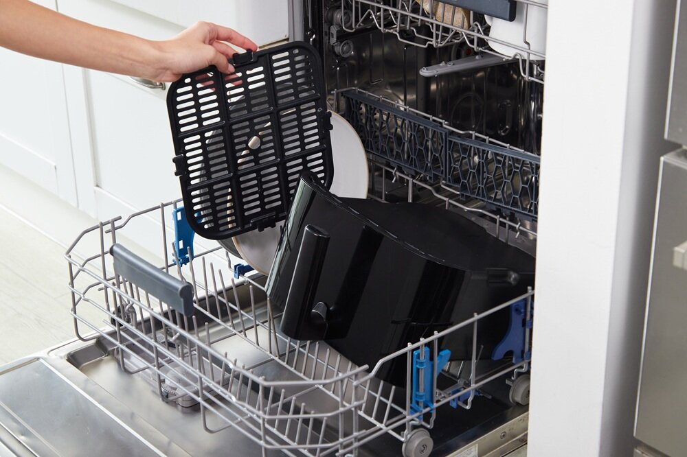 Air Fryer Frytkownica beztłuszczowa BREVILLE VDF133X funkcja czyszczenia parą, łatwiejsze usuwanie resztek i tłuszczu, bez szorowania